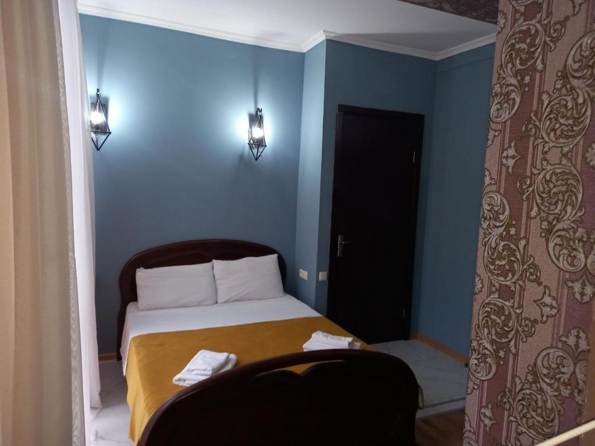 David Hotel Kutaisi Eksteriør billede