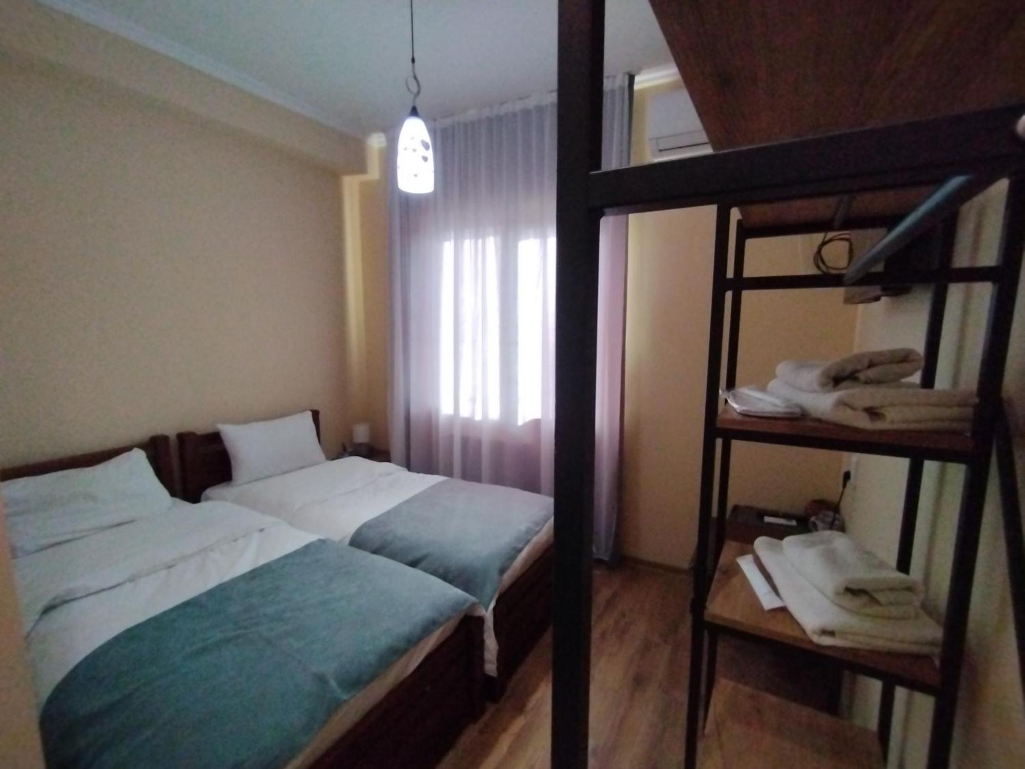 David Hotel Kutaisi Eksteriør billede